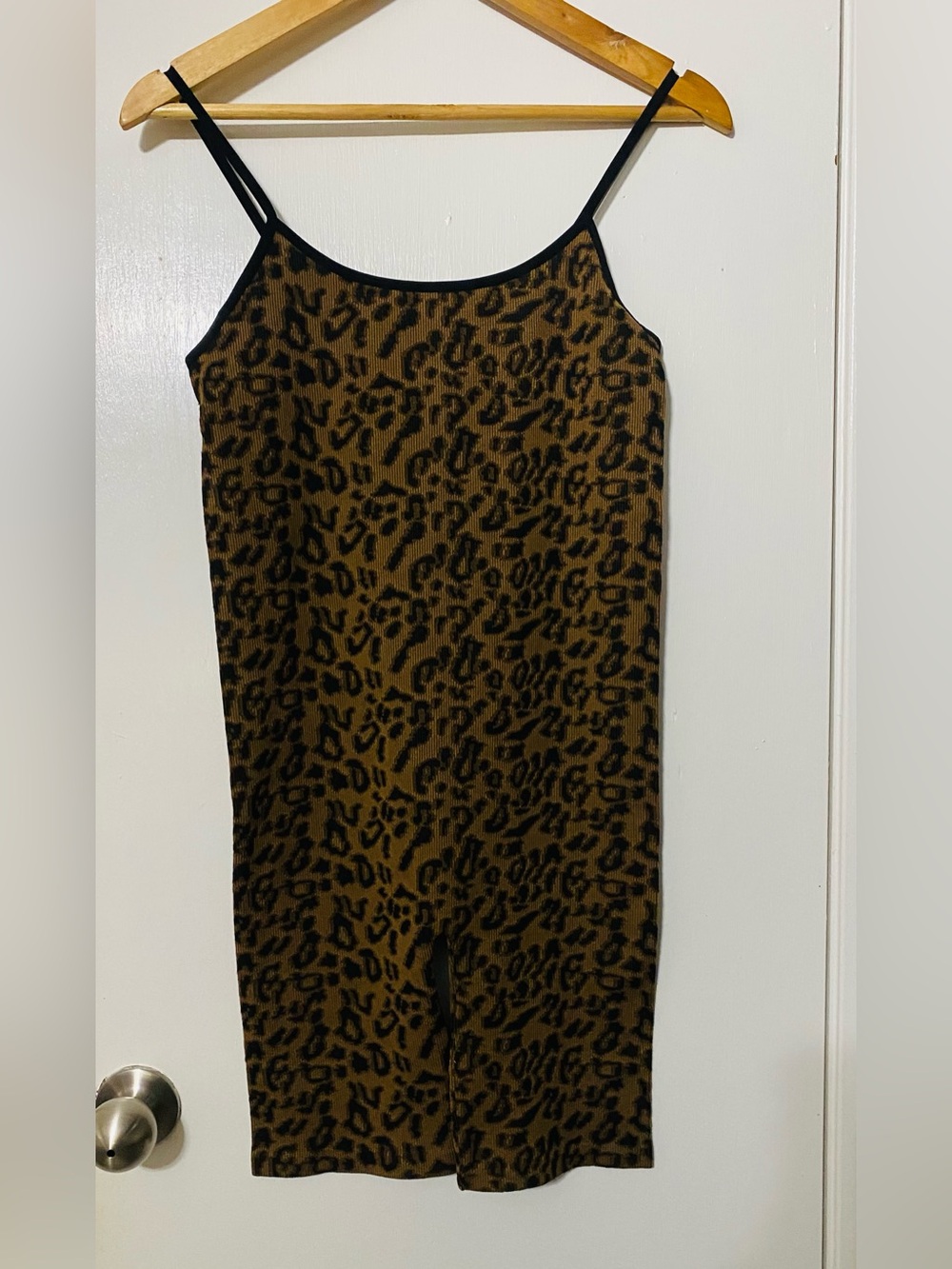 Bozzolo Leopard print shape wear / loungewear- Black & Brown